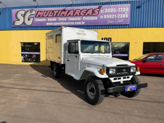TOYOTA BANDEIRANTE 3.7 BJ55LP-B 4X4 CS DIESEL 2P MANUAL